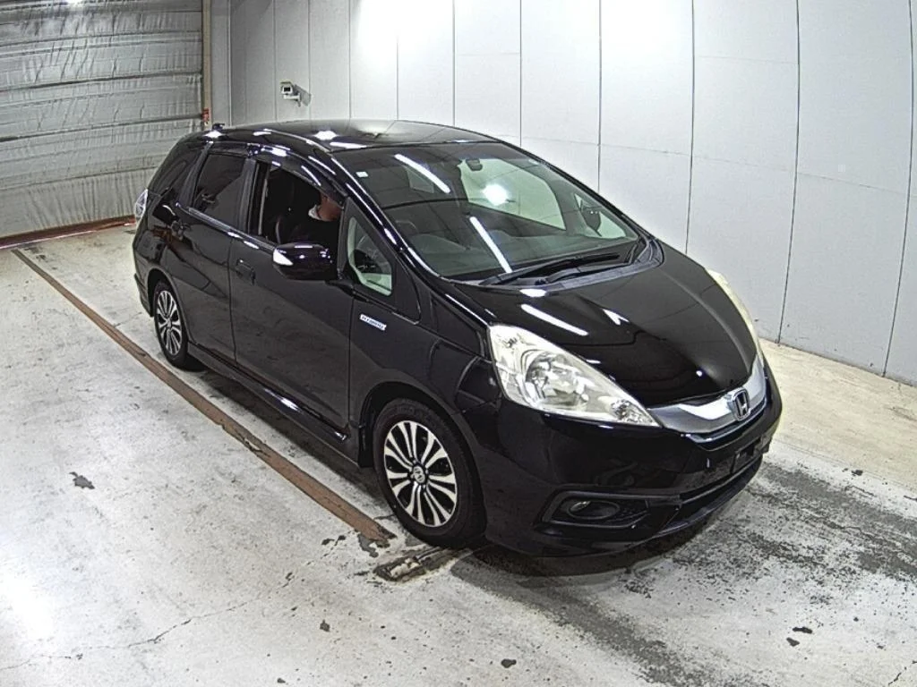 Honda Fit Shuttle GP2 2013